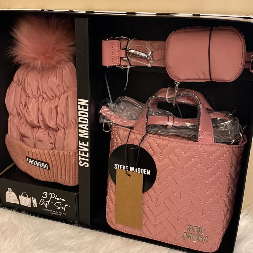 NWT Steve Madden Tote/Crossbody w/ AirPod Case and Hat- 3pc Gift Set - Mauve - Picture 4 of 15